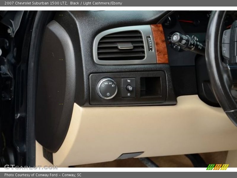 Black / Light Cashmere/Ebony 2007 Chevrolet Suburban 1500 LTZ