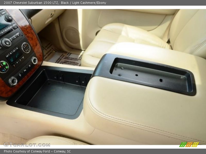 Black / Light Cashmere/Ebony 2007 Chevrolet Suburban 1500 LTZ