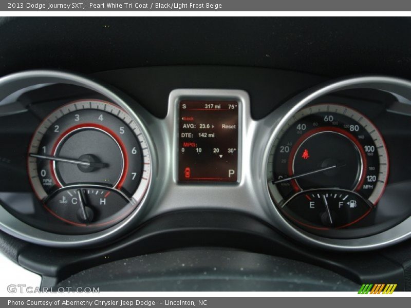 Pearl White Tri Coat / Black/Light Frost Beige 2013 Dodge Journey SXT