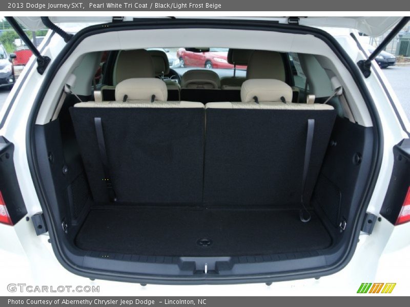 Pearl White Tri Coat / Black/Light Frost Beige 2013 Dodge Journey SXT