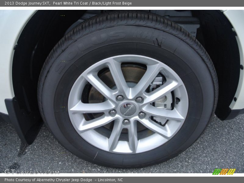 Pearl White Tri Coat / Black/Light Frost Beige 2013 Dodge Journey SXT