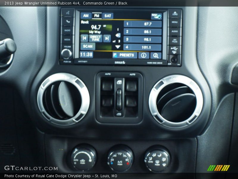 Commando Green / Black 2013 Jeep Wrangler Unlimited Rubicon 4x4