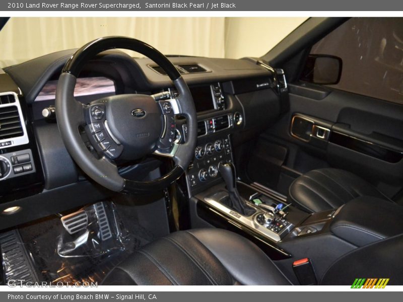 Dashboard of 2010 Range Rover Supercharged