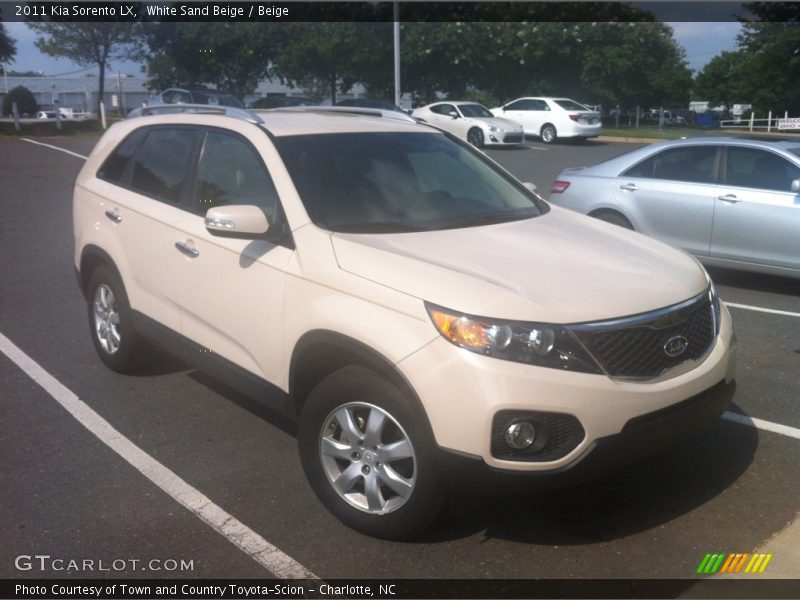 White Sand Beige / Beige 2011 Kia Sorento LX