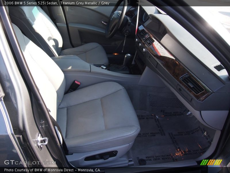 Titanium Grey Metallic / Grey 2006 BMW 5 Series 525i Sedan