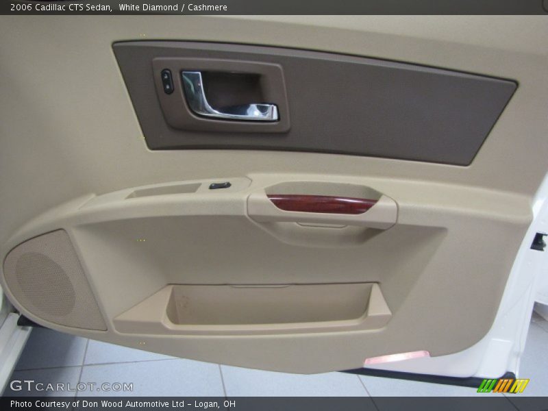 White Diamond / Cashmere 2006 Cadillac CTS Sedan