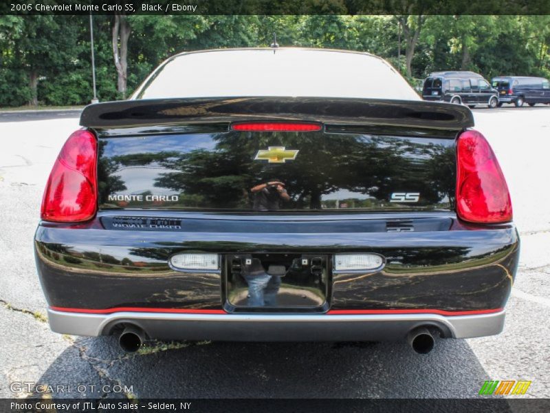 Black / Ebony 2006 Chevrolet Monte Carlo SS