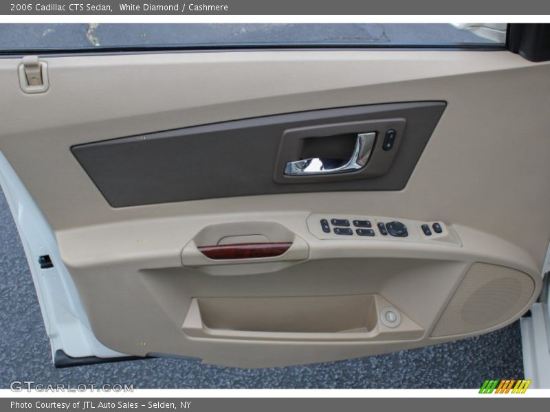 White Diamond / Cashmere 2006 Cadillac CTS Sedan