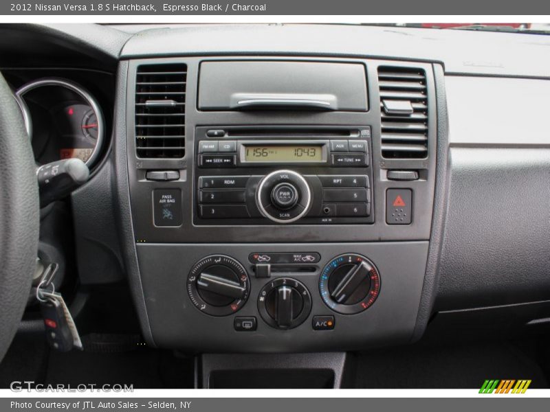Controls of 2012 Versa 1.8 S Hatchback
