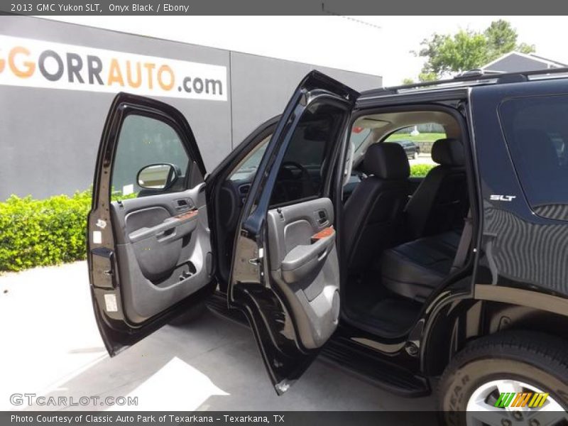 Onyx Black / Ebony 2013 GMC Yukon SLT