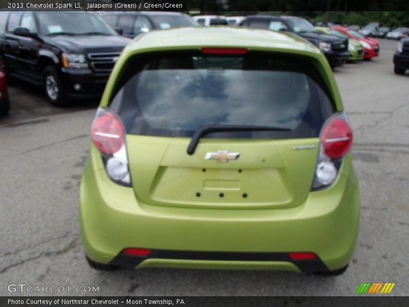 Jalapeno (Green) / Green/Green 2013 Chevrolet Spark LS
