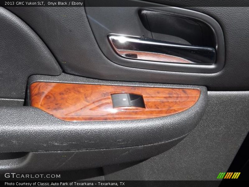 Onyx Black / Ebony 2013 GMC Yukon SLT