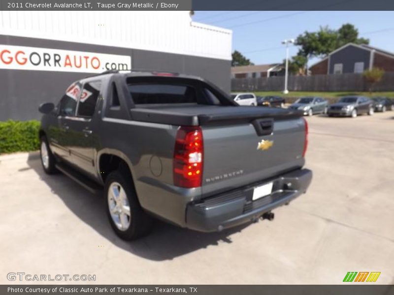 Taupe Gray Metallic / Ebony 2011 Chevrolet Avalanche LT