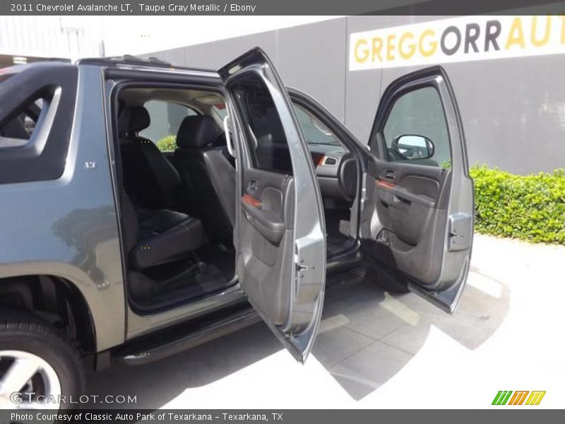 Taupe Gray Metallic / Ebony 2011 Chevrolet Avalanche LT
