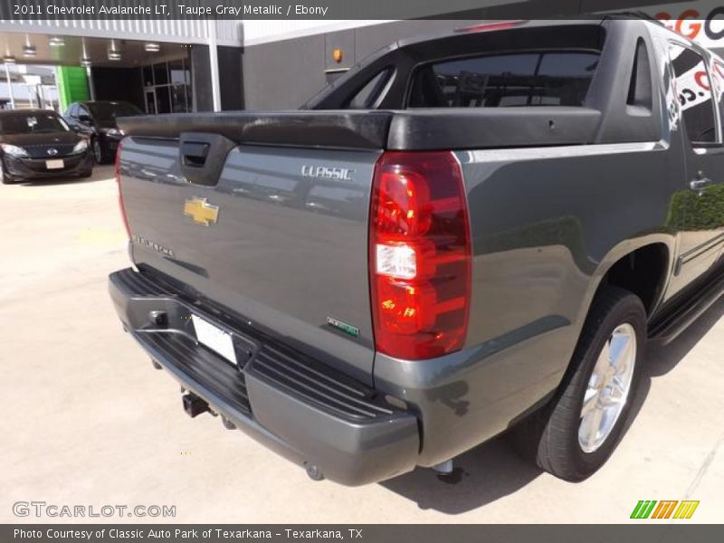 Taupe Gray Metallic / Ebony 2011 Chevrolet Avalanche LT
