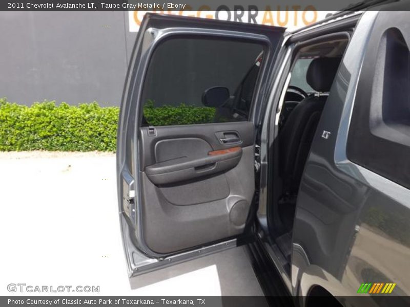 Taupe Gray Metallic / Ebony 2011 Chevrolet Avalanche LT