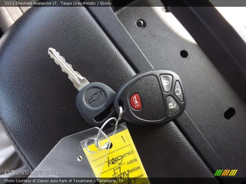 Taupe Gray Metallic / Ebony 2011 Chevrolet Avalanche LT