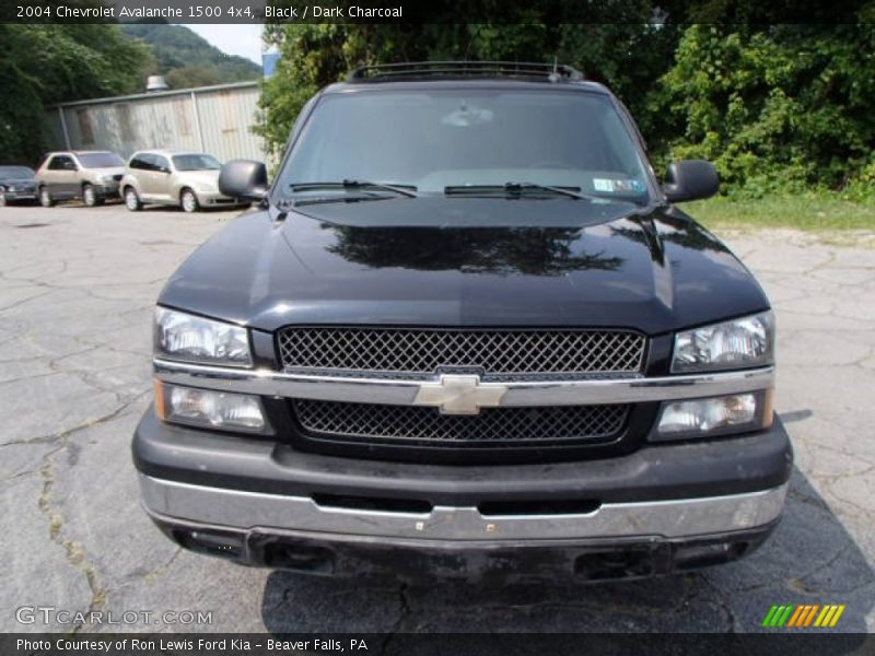 Black / Dark Charcoal 2004 Chevrolet Avalanche 1500 4x4