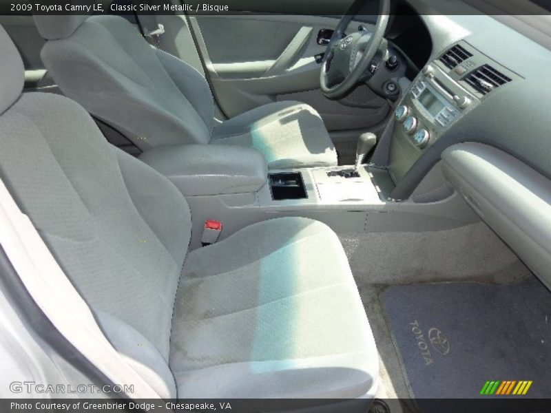 Classic Silver Metallic / Bisque 2009 Toyota Camry LE
