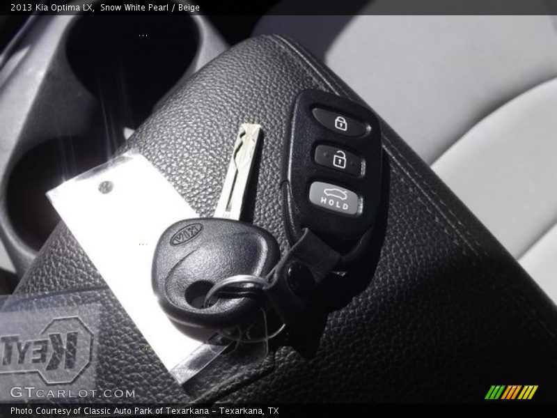 Snow White Pearl / Beige 2013 Kia Optima LX
