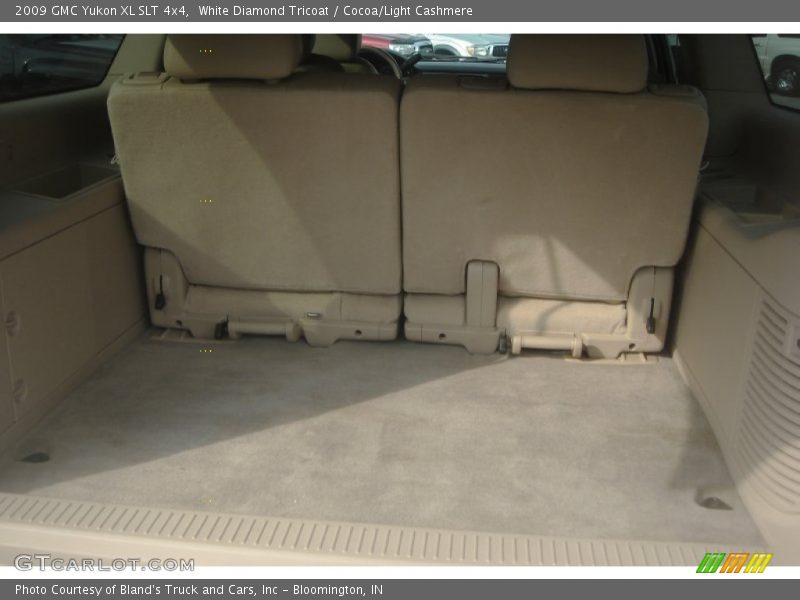White Diamond Tricoat / Cocoa/Light Cashmere 2009 GMC Yukon XL SLT 4x4