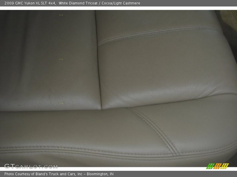 White Diamond Tricoat / Cocoa/Light Cashmere 2009 GMC Yukon XL SLT 4x4