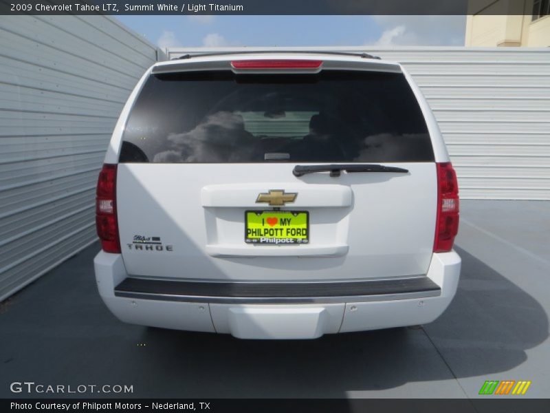 Summit White / Light Titanium 2009 Chevrolet Tahoe LTZ