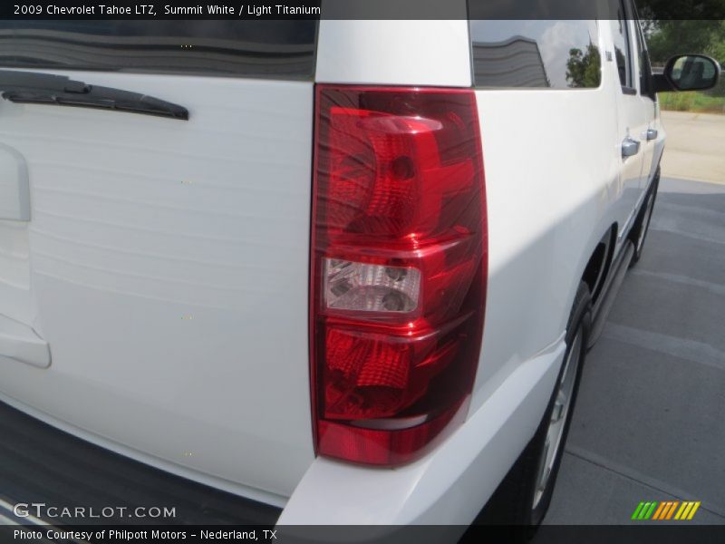 Summit White / Light Titanium 2009 Chevrolet Tahoe LTZ