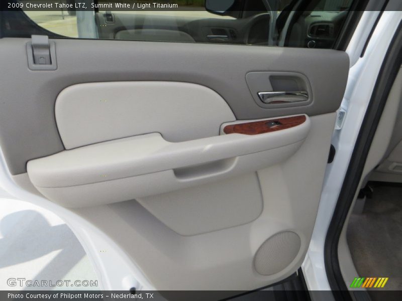 Summit White / Light Titanium 2009 Chevrolet Tahoe LTZ