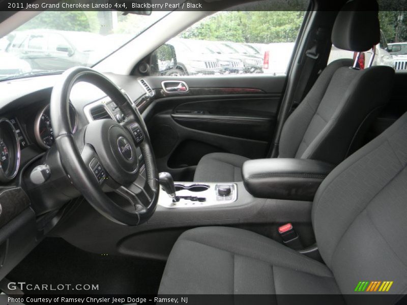 Blackberry Pearl / Black 2011 Jeep Grand Cherokee Laredo 4x4