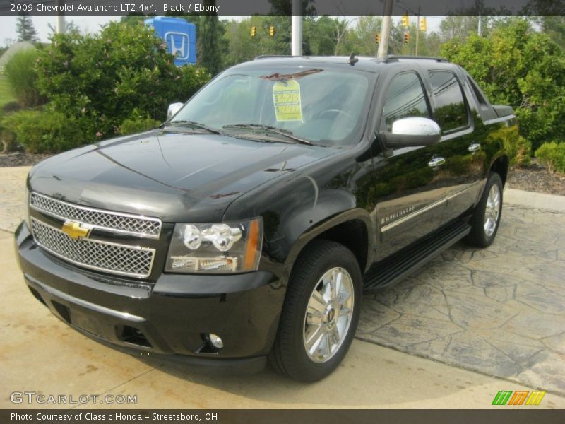 Black / Ebony 2009 Chevrolet Avalanche LTZ 4x4