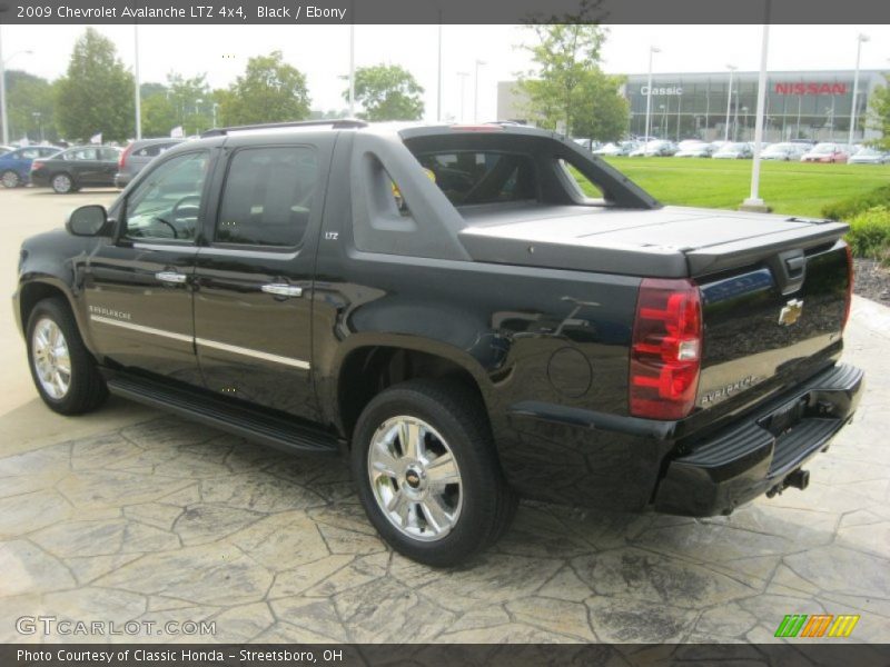 Black / Ebony 2009 Chevrolet Avalanche LTZ 4x4