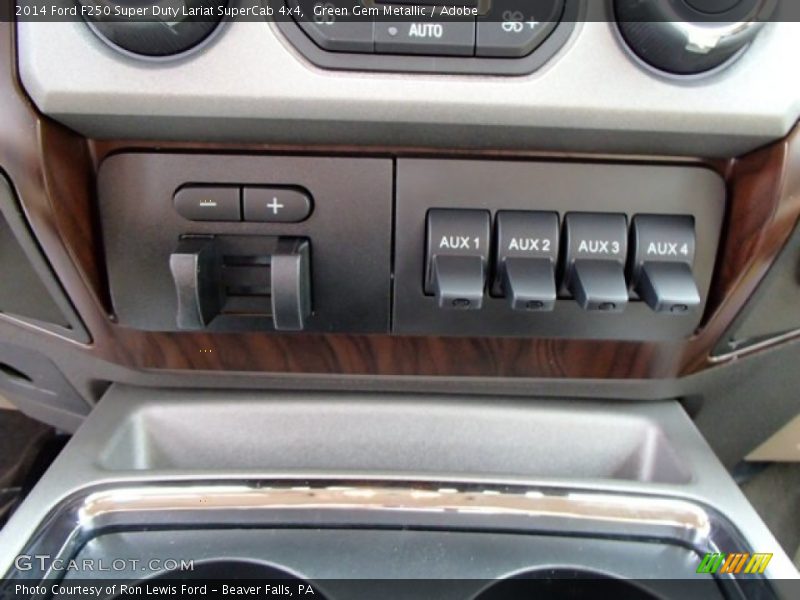 Controls of 2014 F250 Super Duty Lariat SuperCab 4x4