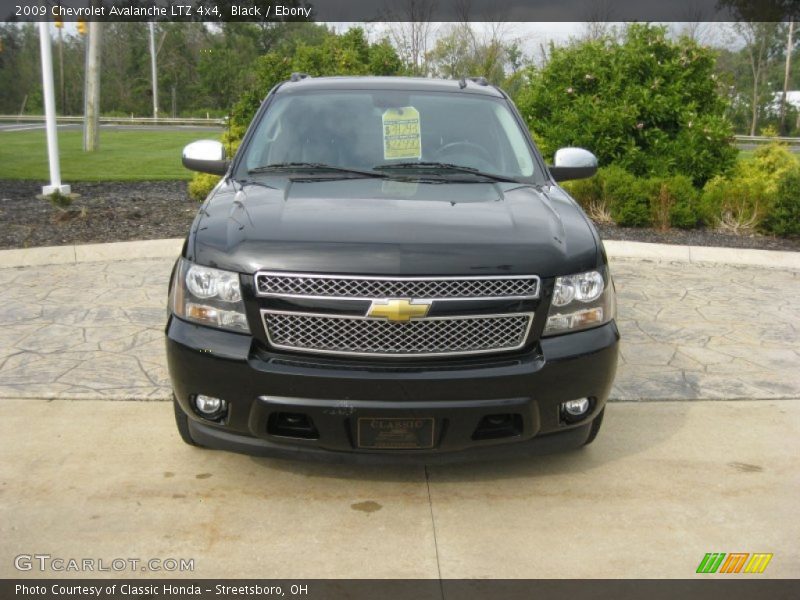 Black / Ebony 2009 Chevrolet Avalanche LTZ 4x4