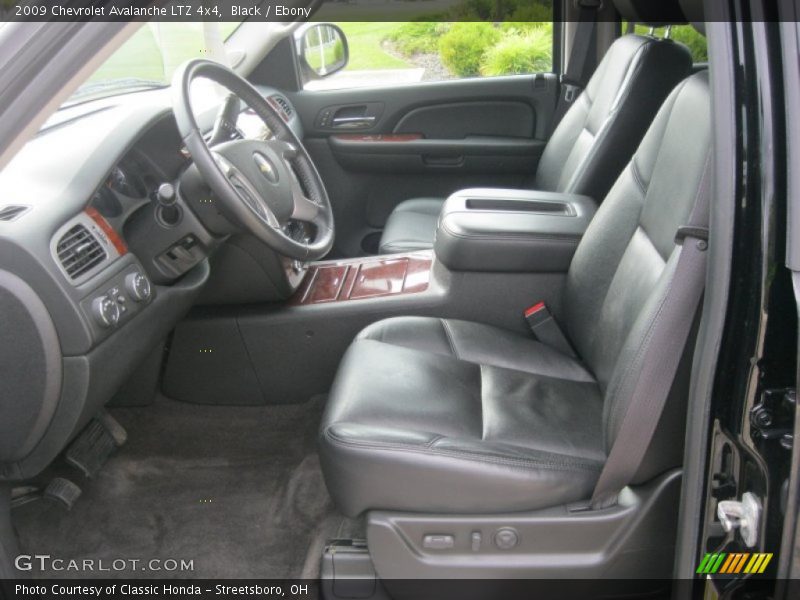 Black / Ebony 2009 Chevrolet Avalanche LTZ 4x4