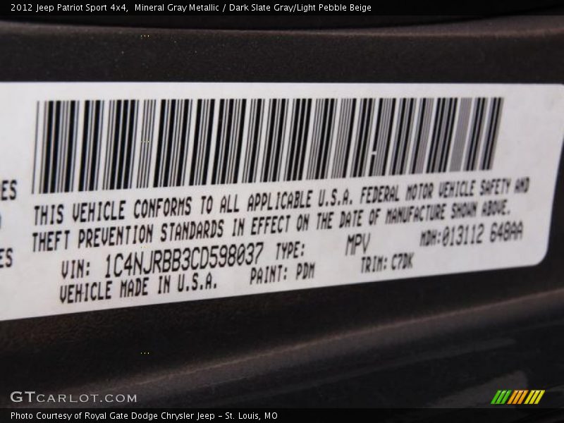 Mineral Gray Metallic / Dark Slate Gray/Light Pebble Beige 2012 Jeep Patriot Sport 4x4