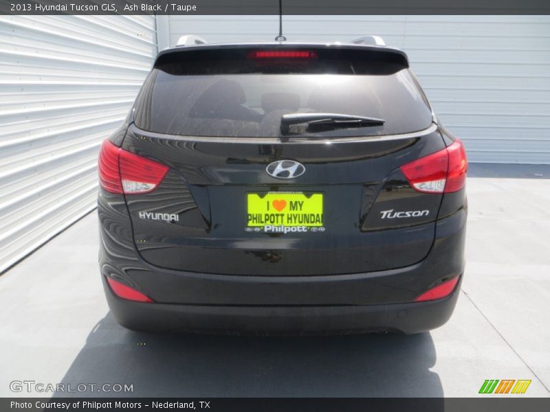 Ash Black / Taupe 2013 Hyundai Tucson GLS