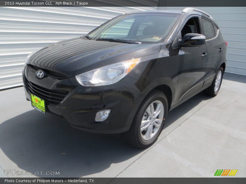 Ash Black / Taupe 2013 Hyundai Tucson GLS