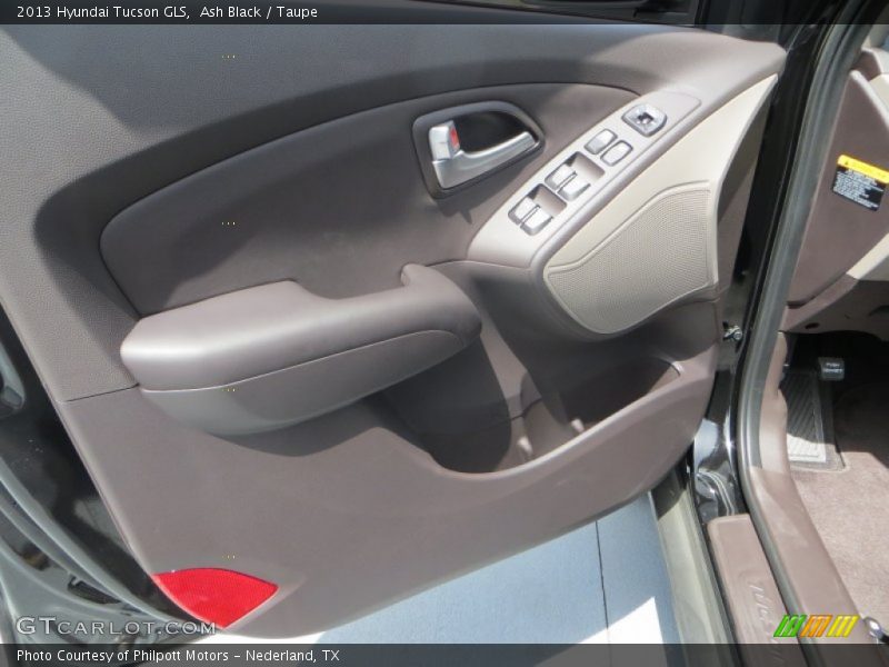 Ash Black / Taupe 2013 Hyundai Tucson GLS
