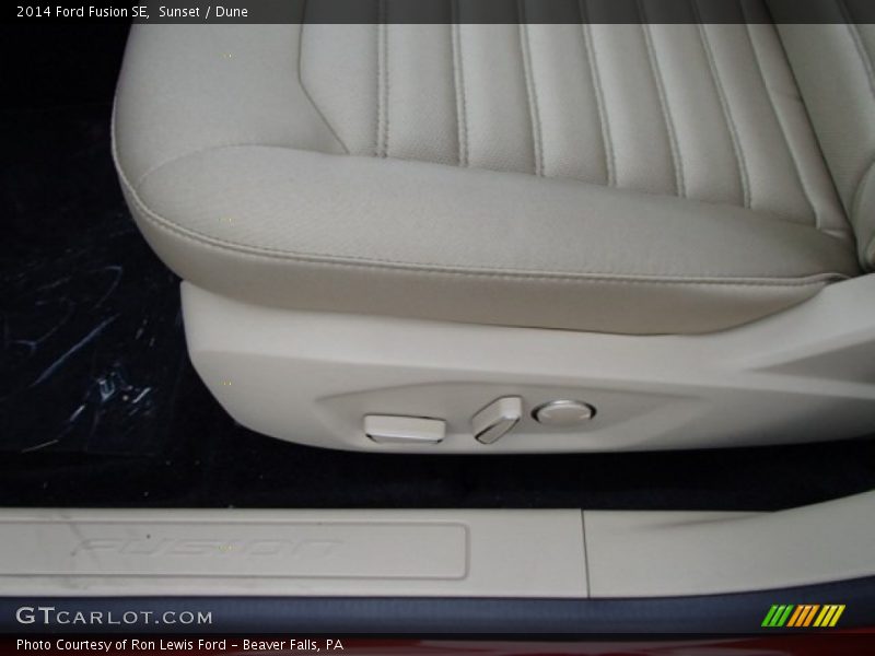 Sunset / Dune 2014 Ford Fusion SE