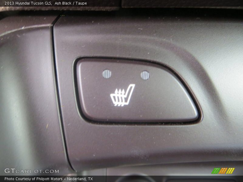 Ash Black / Taupe 2013 Hyundai Tucson GLS