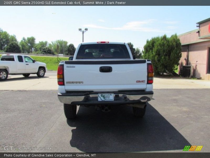 Summit White / Dark Pewter 2005 GMC Sierra 2500HD SLE Extended Cab 4x4