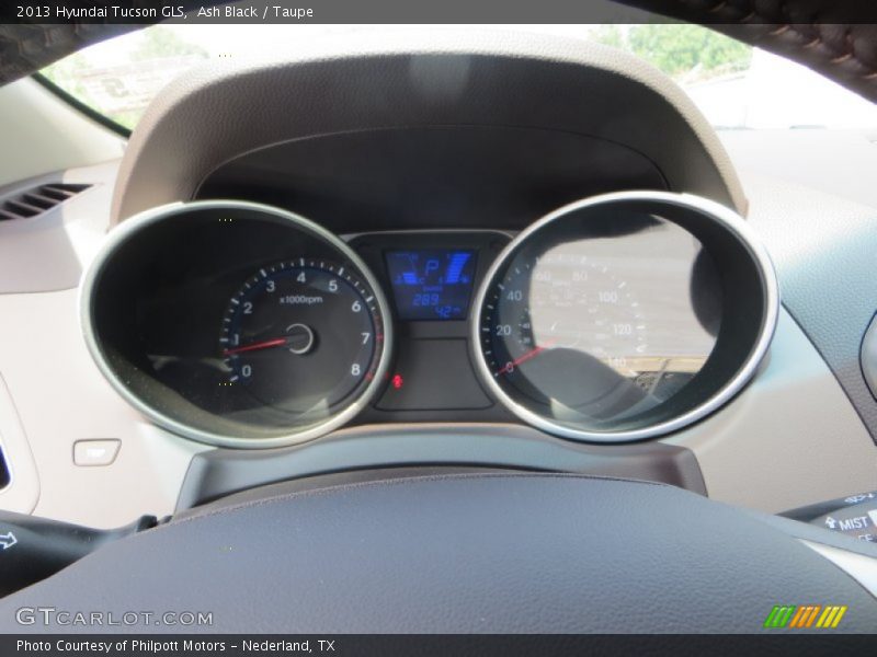 Ash Black / Taupe 2013 Hyundai Tucson GLS