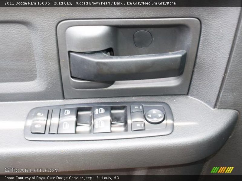 Rugged Brown Pearl / Dark Slate Gray/Medium Graystone 2011 Dodge Ram 1500 ST Quad Cab