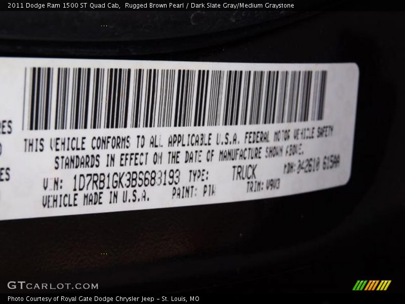 Rugged Brown Pearl / Dark Slate Gray/Medium Graystone 2011 Dodge Ram 1500 ST Quad Cab