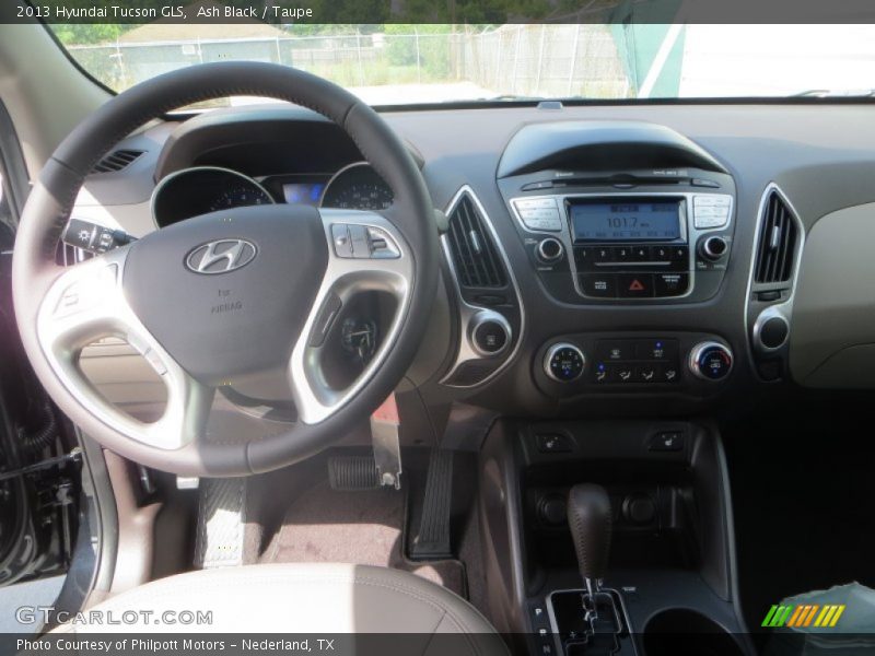 Ash Black / Taupe 2013 Hyundai Tucson GLS
