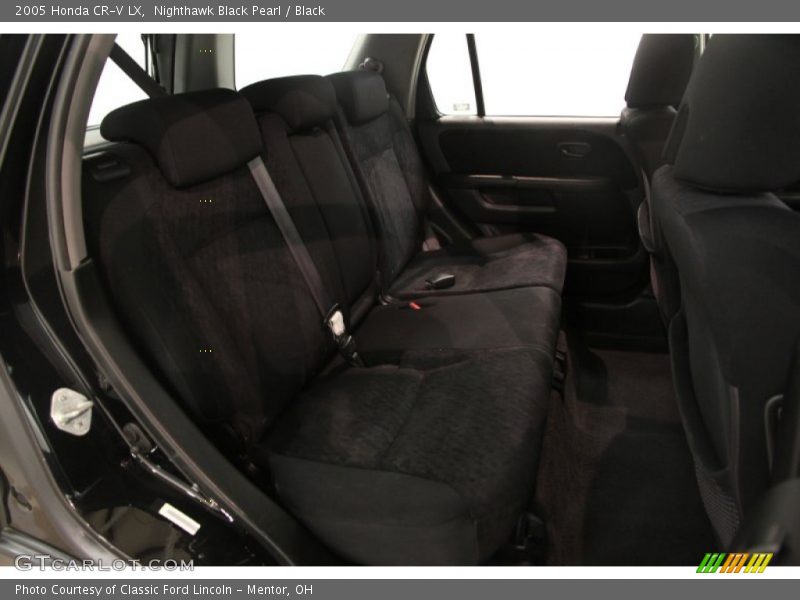 Nighthawk Black Pearl / Black 2005 Honda CR-V LX
