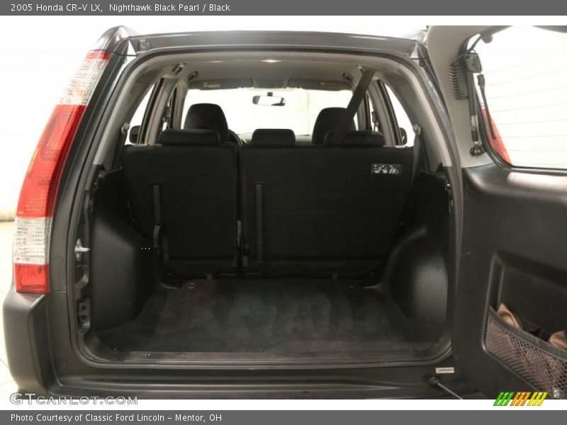 Nighthawk Black Pearl / Black 2005 Honda CR-V LX