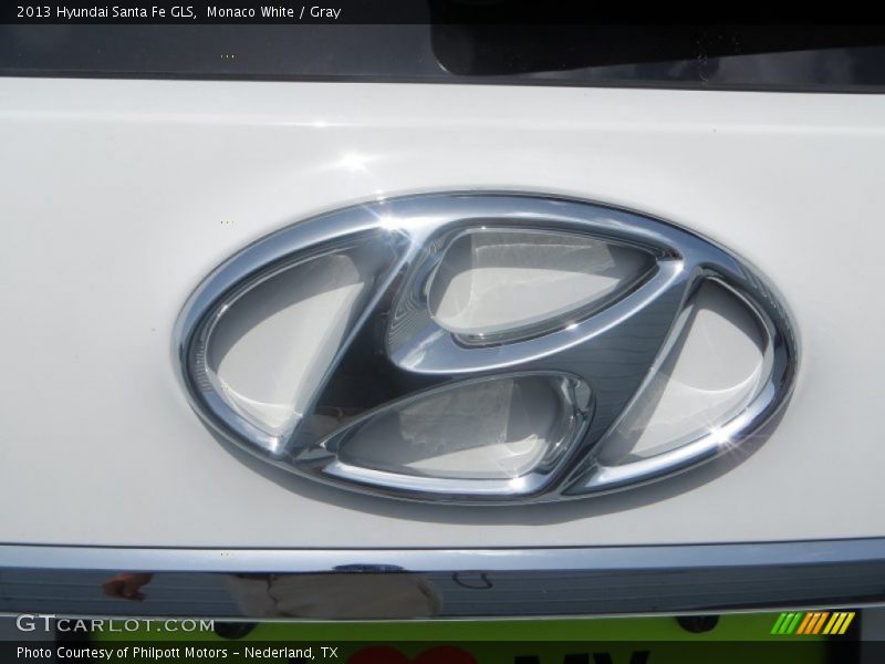 Monaco White / Gray 2013 Hyundai Santa Fe GLS
