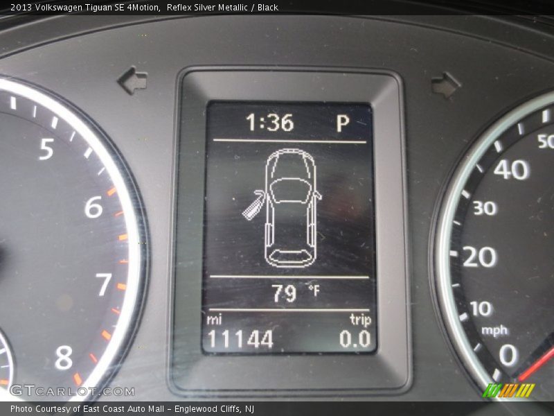 Reflex Silver Metallic / Black 2013 Volkswagen Tiguan SE 4Motion